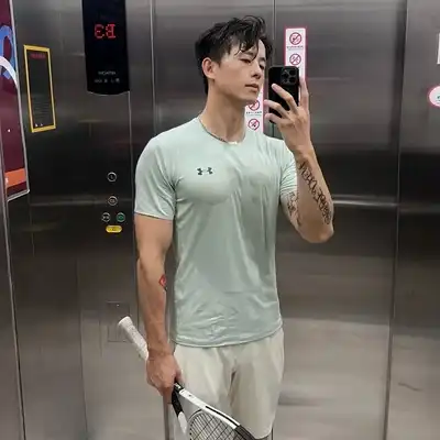 戴东